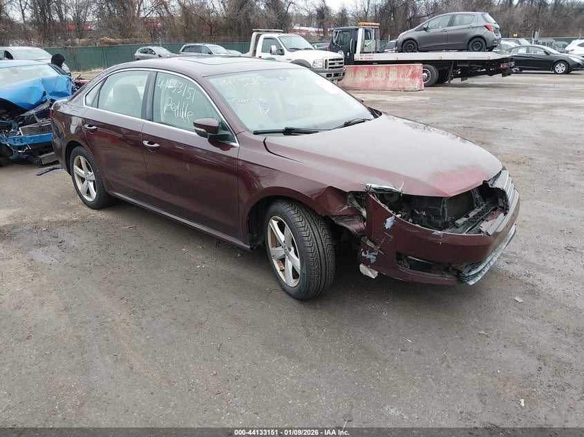 VOLKSWAGEN PASSAT 2013. Lot# 44133151. VIN 1VWBP7A30DC078558. Photo 1