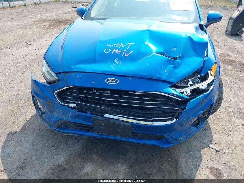 2019 FORD FUSION auction photo 6