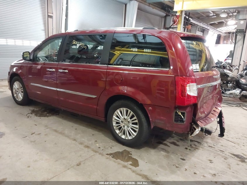 2012 Chrysler Town & Country Limited
