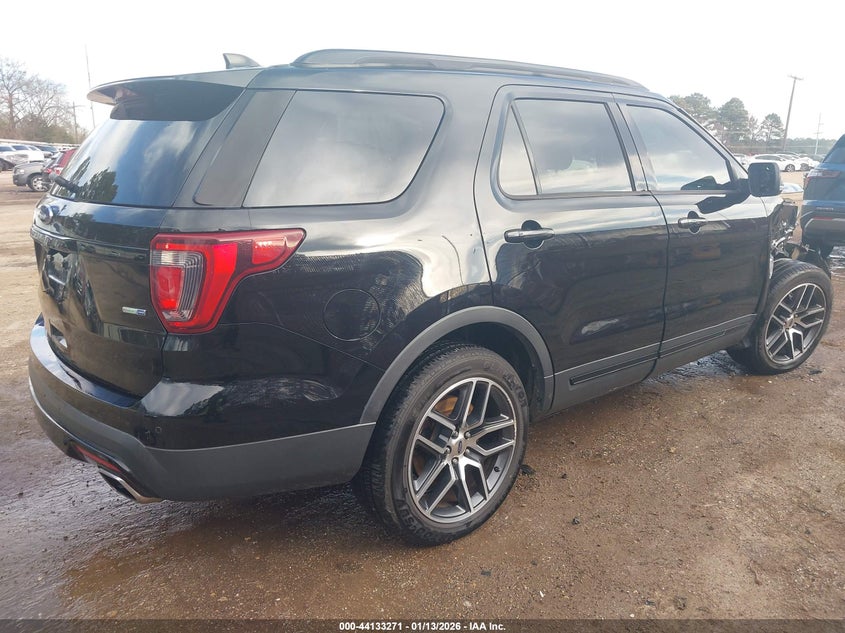 2016 Ford Explorer Sport