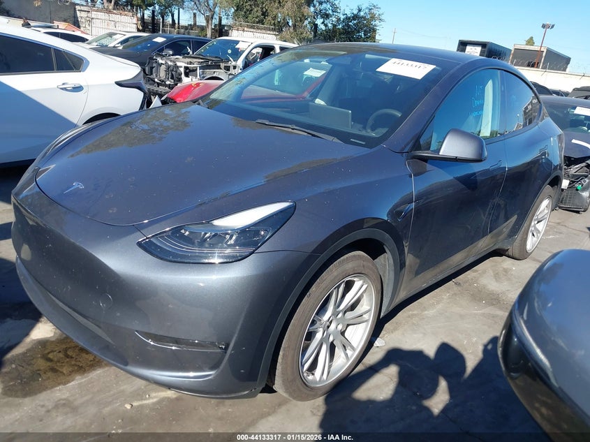 2023 Tesla Model Y Awd/Long Range Dual Motor All-Wheel Drive