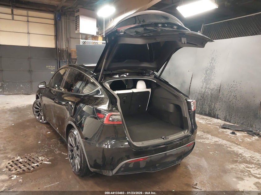 2022 Tesla Model Y Performance Dual Motor All-Wheel Drive