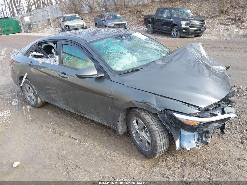 2024 Hyundai Elantra Se