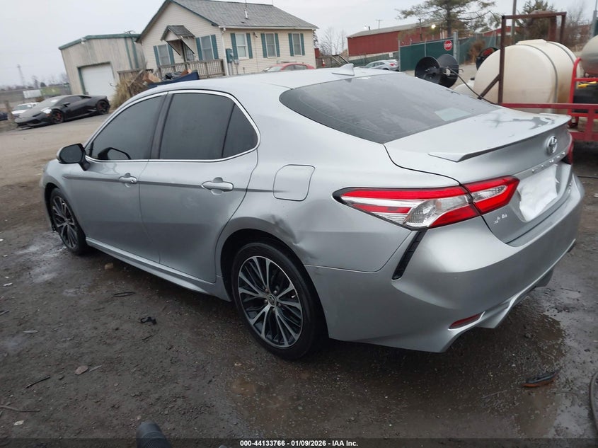 2020 Toyota Camry Se Awd