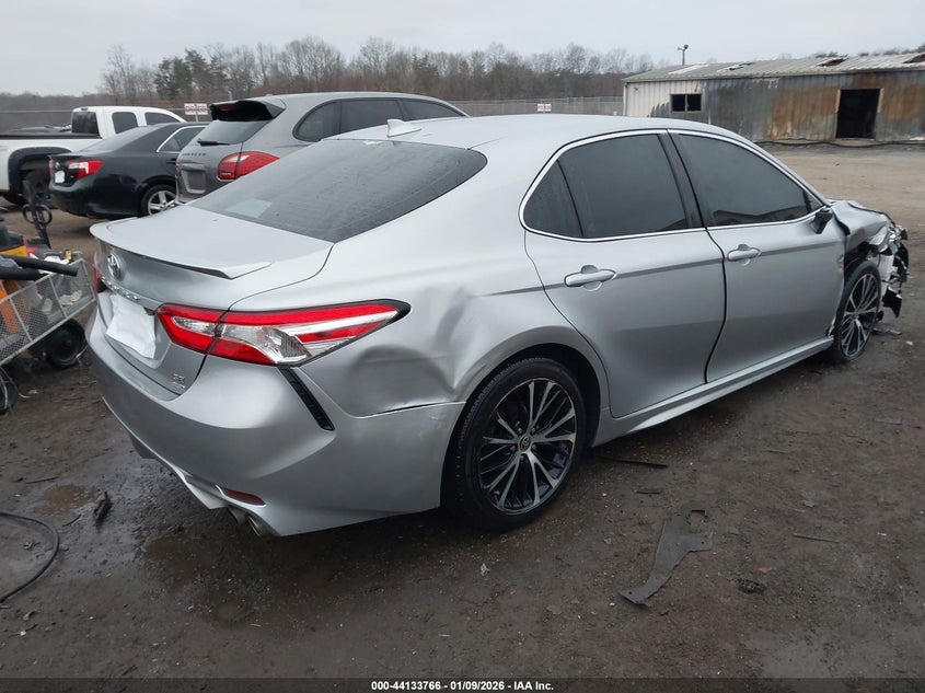 2020 Toyota Camry Se Awd