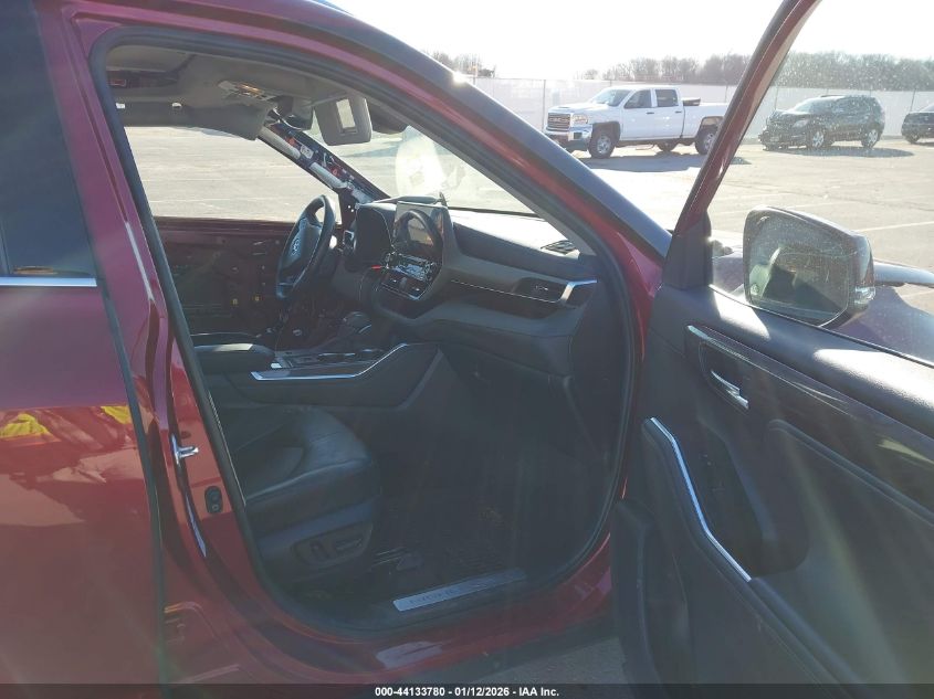 2022 Toyota Highlander Hybrid Limited