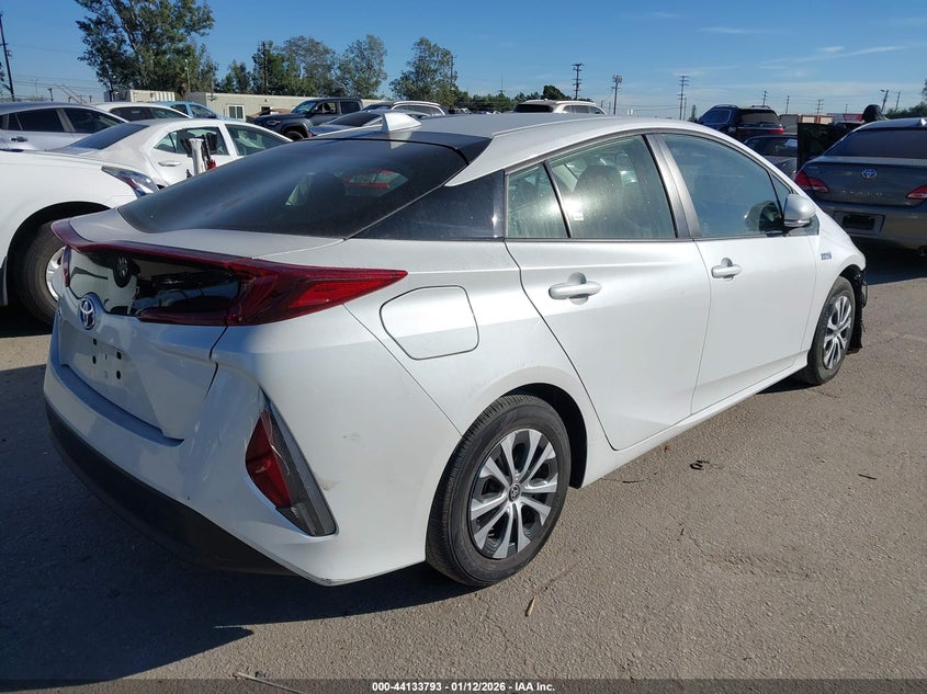 VIN JTDKAMFP1M3177534 2021 TOYOTA PRIUS PRIME LE