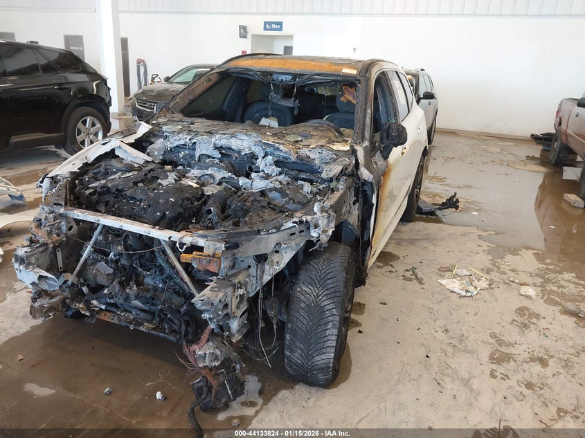 2019 Volvo Xc60 Hybrid T8 R-Design