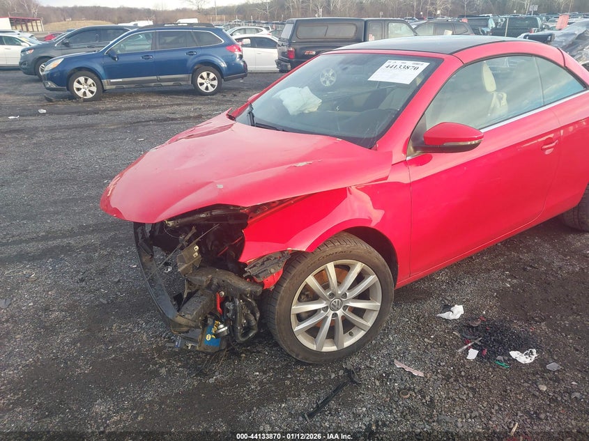 2016 Volkswagen Eos Komfort VIN: WVWBW8AH4GV000882 Lot: 44133870