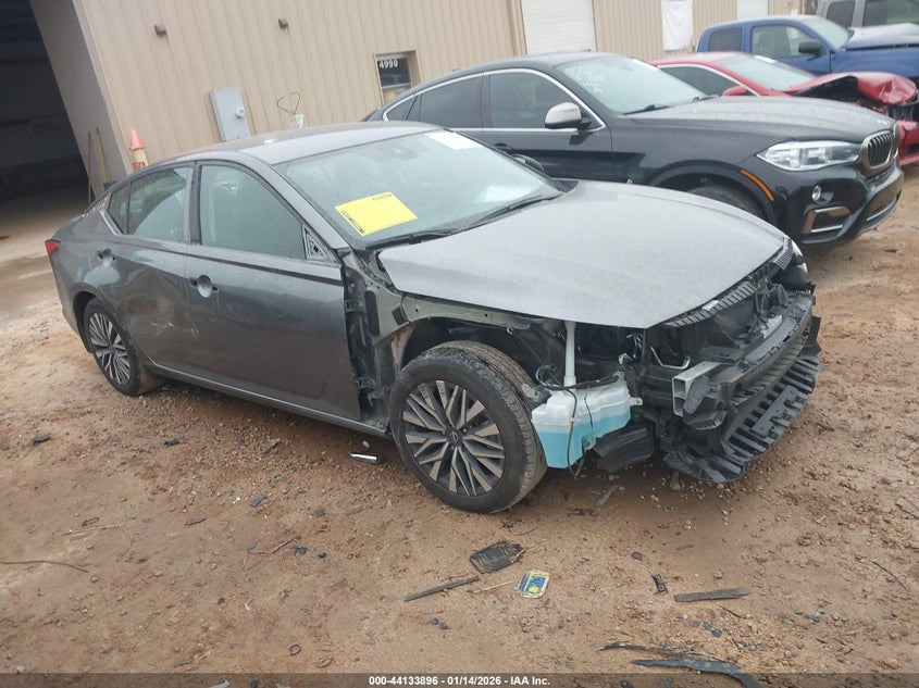 2024 Nissan Altima Sv Fwd