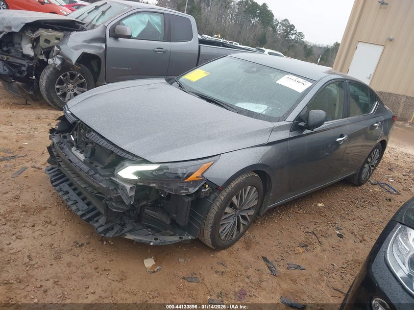 2024 Nissan Altima Sv Fwd