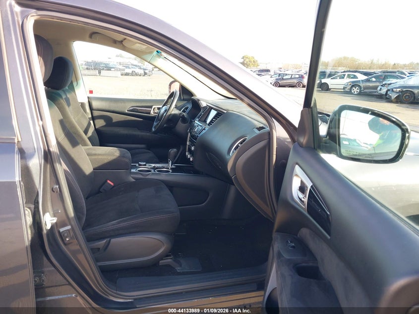 2013 Nissan Pathfinder Sv