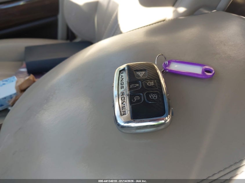 2016 Land Rover Range Rover 3.0L V6 Supercharged Hse VIN: SALGS2VFXGA273882 Lot: 44134019