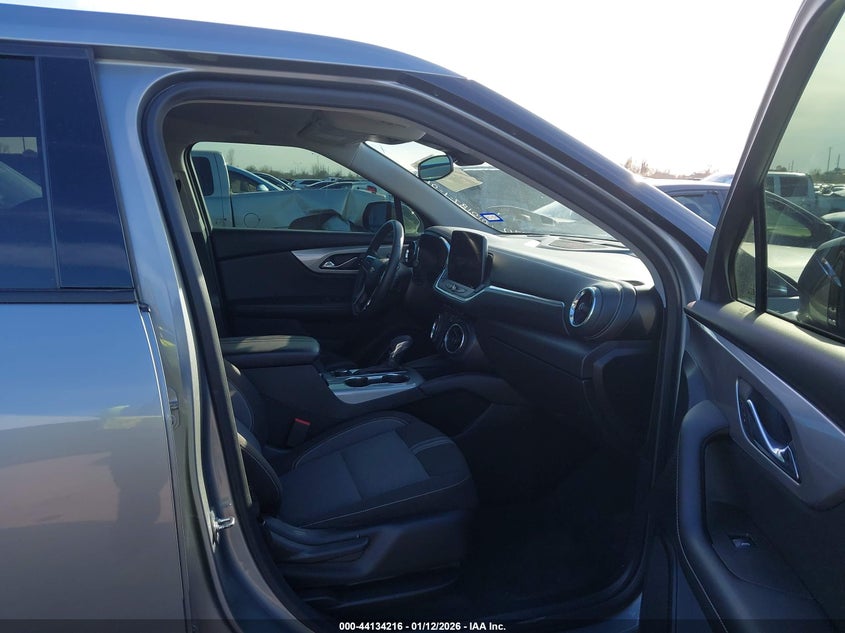 VIN 3GNKBHR40PS187712 2023 CHEVROLET BLAZER AWD 2LT