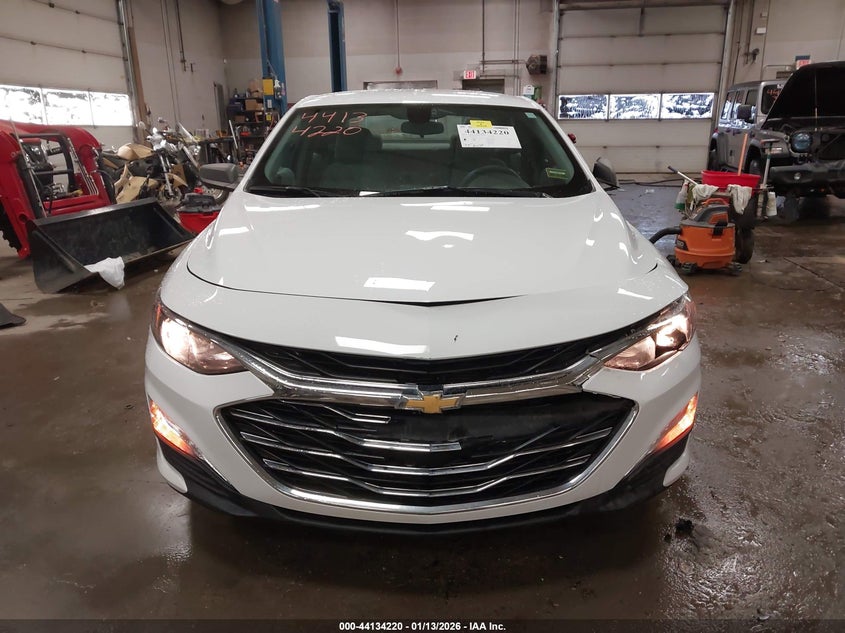 2019 Chevrolet Malibu 1Ls VIN: 1G1ZB5ST5KF130077 Lot: 44134220