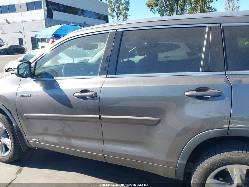 VIN 5TDDGRFH6JS050334 2018 TOYOTA HIGHLANDER HYBRID LIMITED