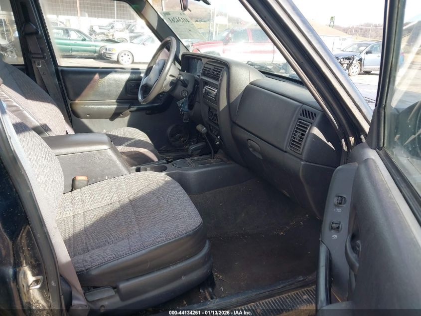 1999 Jeep Cherokee Classic/Sport