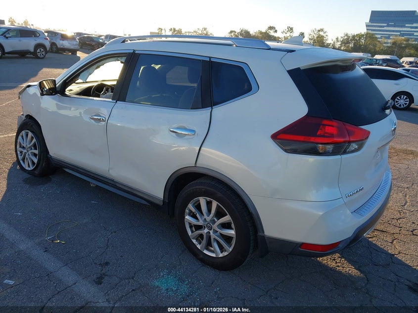 2018 Nissan Rogue Sv
