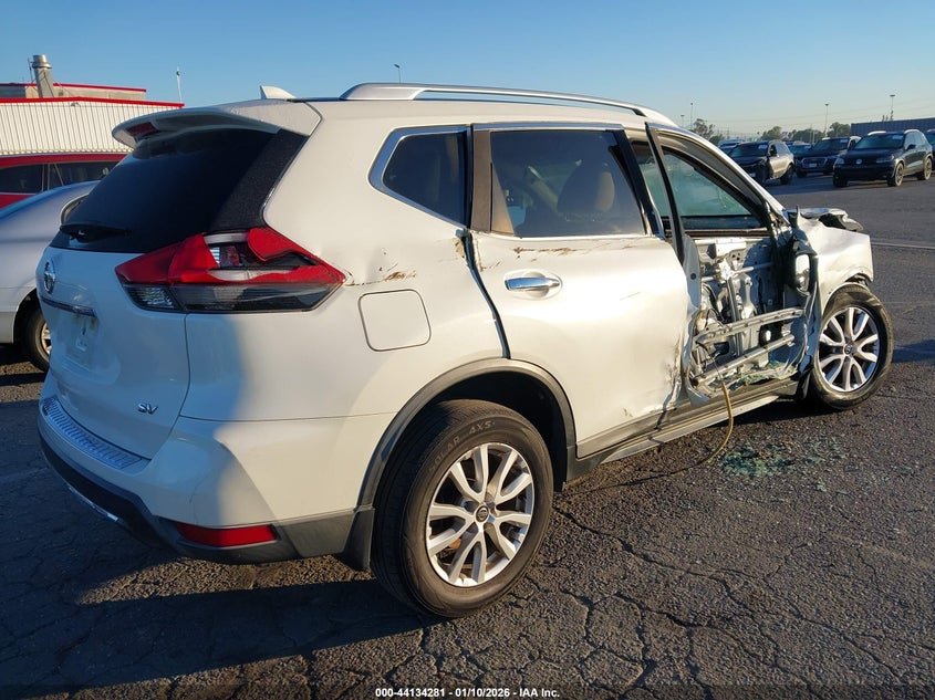 2018 Nissan Rogue Sv