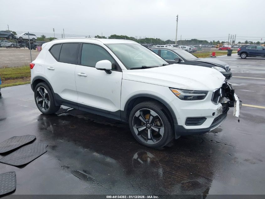 2019 Volvo XC40