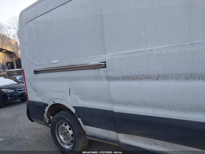 VIN 1FTYR2CM1KKA45765 2019 FORD TRANSIT-250