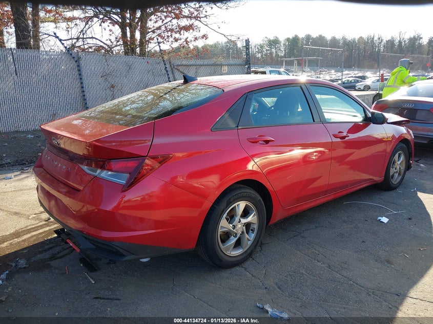 2021 Hyundai Elantra Se