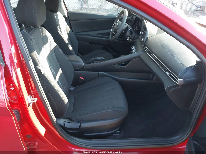 2021 Hyundai Elantra Se