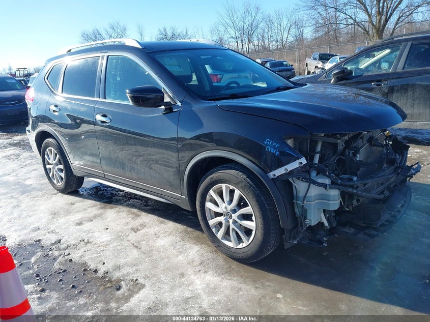 2017 Nissan Rogue Sv