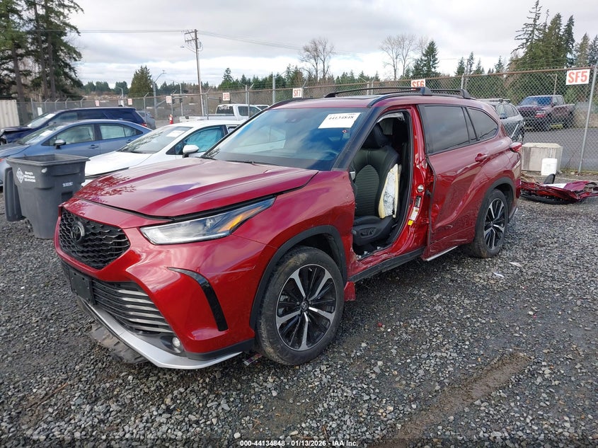 2022 Toyota Highlander Xse