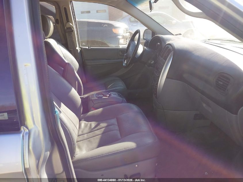 2007 Chrysler Town & Country Touring