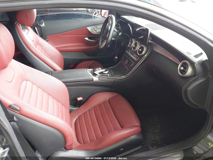 2019 Mercedes-Benz C 300