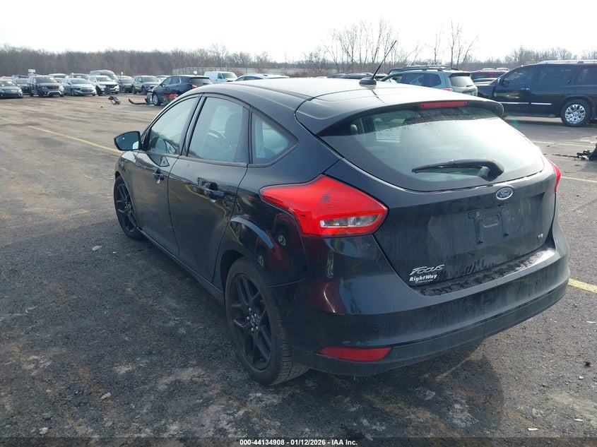 Vin: 1fadp3k26gl292202, lot: 44630838, ford focus se 20163