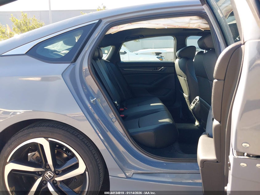 VIN 1HGCV2F38NA005025 2022 HONDA ACCORD SPORT 2.0T
