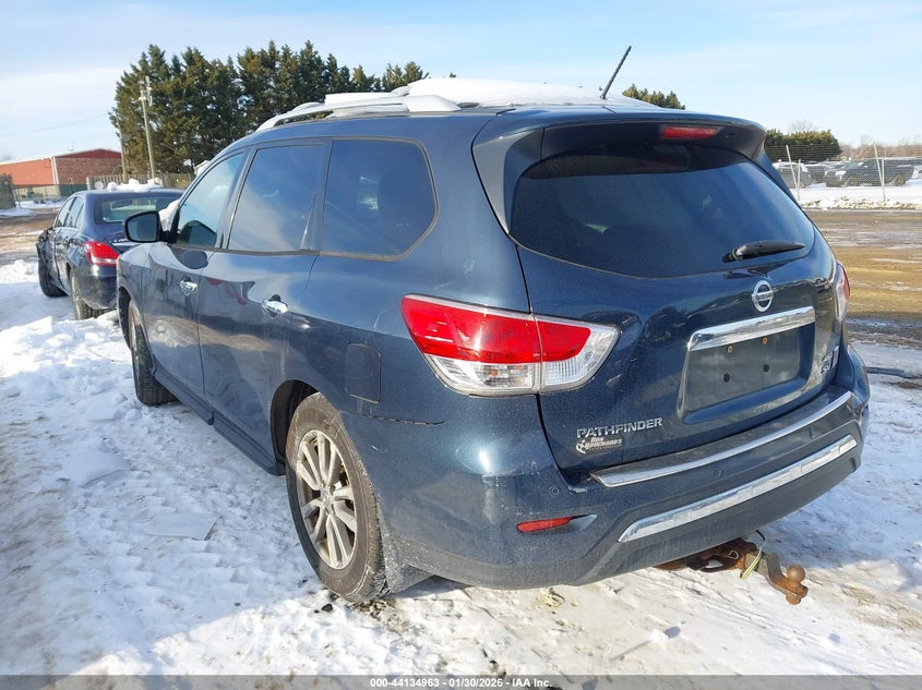 2015 Nissan Pathfinder Sv