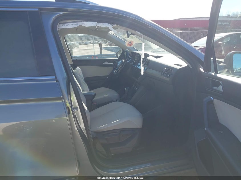 2018 Volkswagen Tiguan 2.0T Se/2.0T Sel