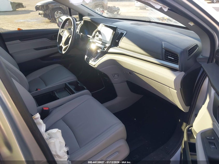VIN 5FNRL6H61PB070886 2023 HONDA ODYSSEY EX-L