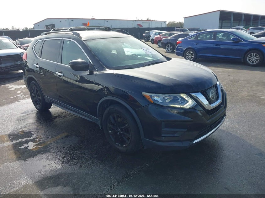 2017 Nissan Rogue Sv
