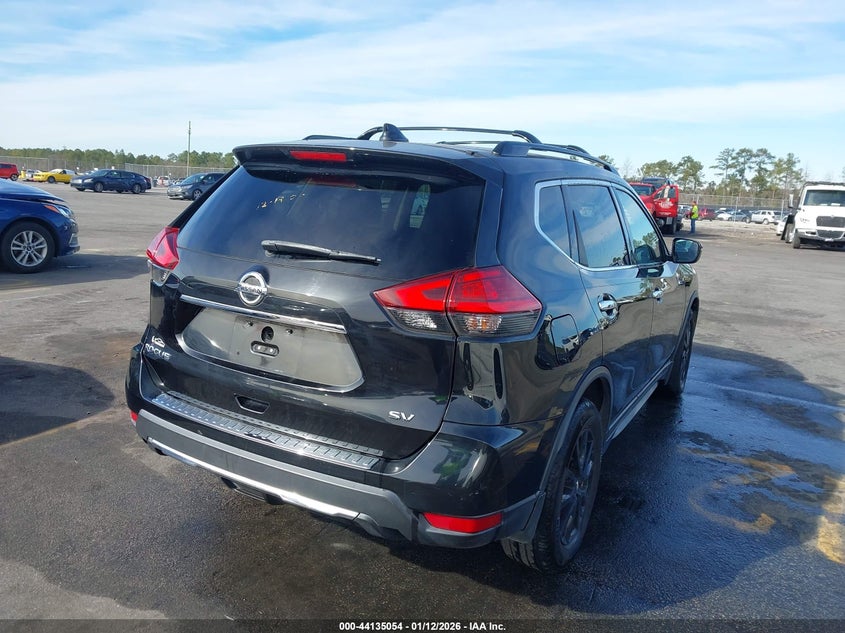 2017 Nissan Rogue Sv