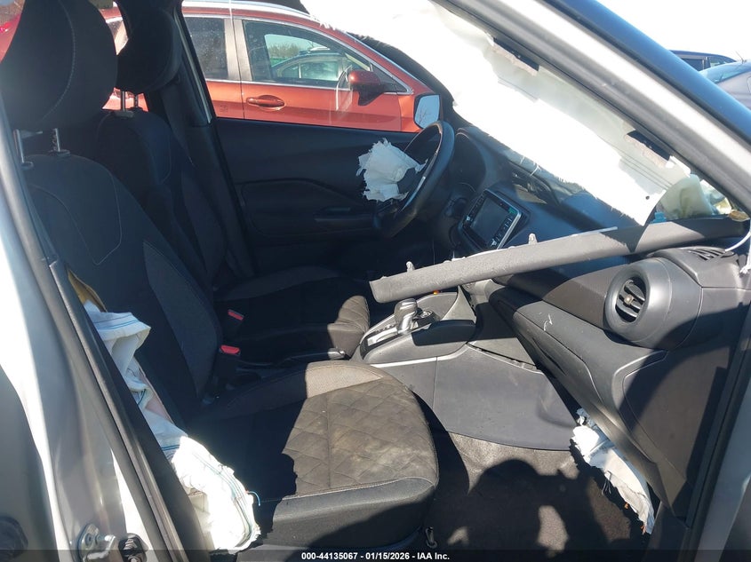 2020 Nissan Kicks S Xtronic Cvt