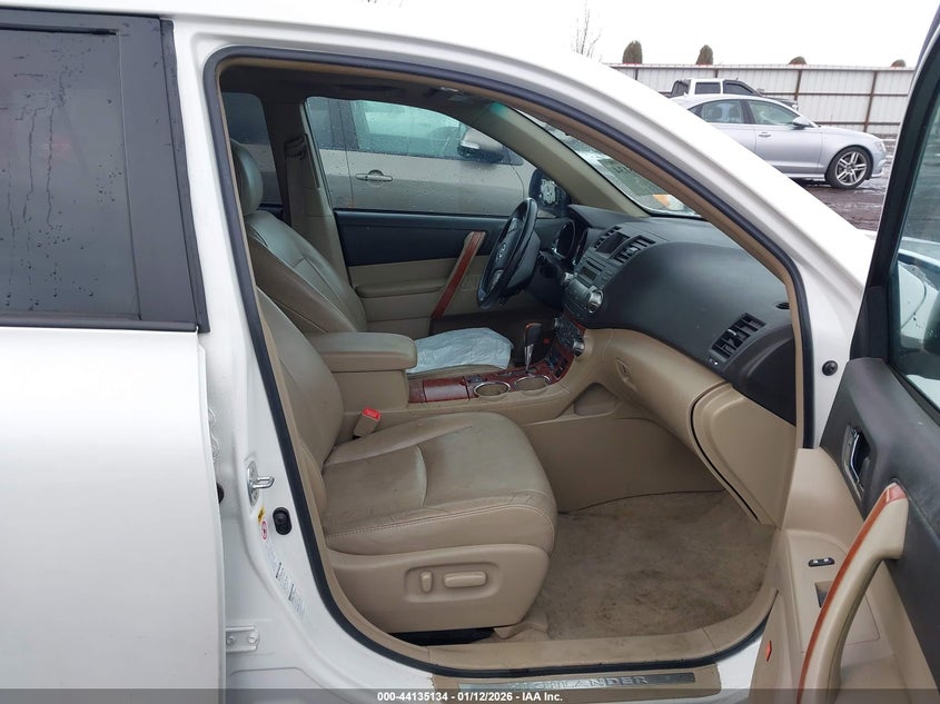 2010 Toyota Highlander Limited V6