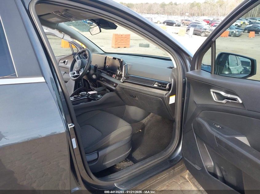 2025 Kia Sportage Lx