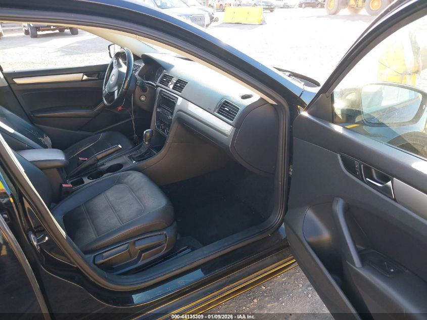 2015 Volkswagen Passat 1.8T Wolfsburg Edition