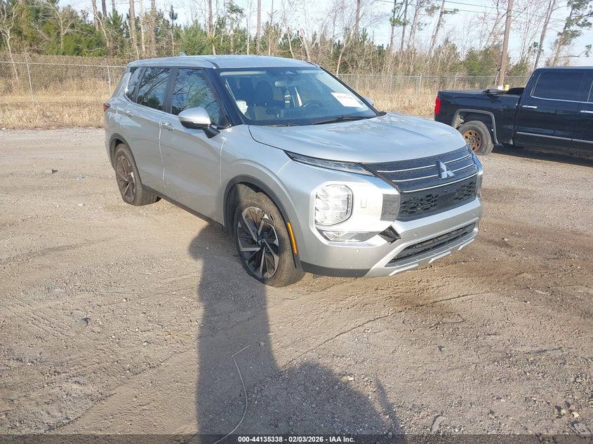 2022 Mitsubishi Outlander Black Edition S-Awc/Se 2.5 S-Awc/Se Launch Edition S-Awc
