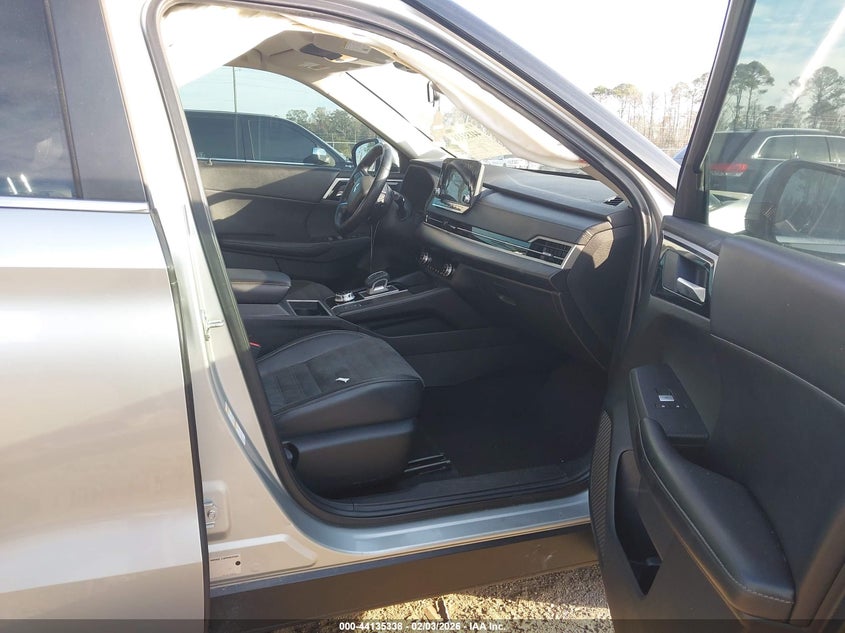 2022 Mitsubishi Outlander Black Edition S-Awc/Se 2.5 S-Awc/Se Launch Edition S-Awc