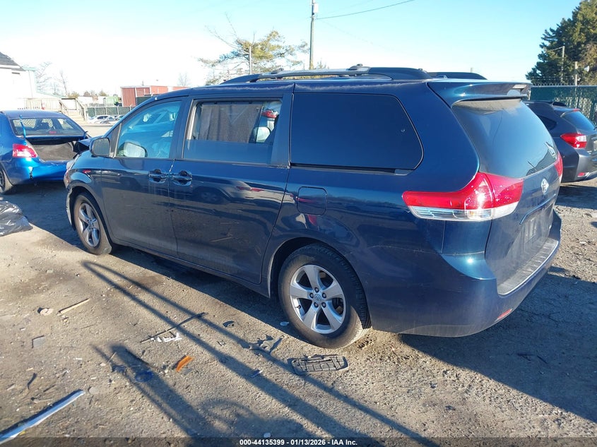 2011 Toyota Sienna Le V6