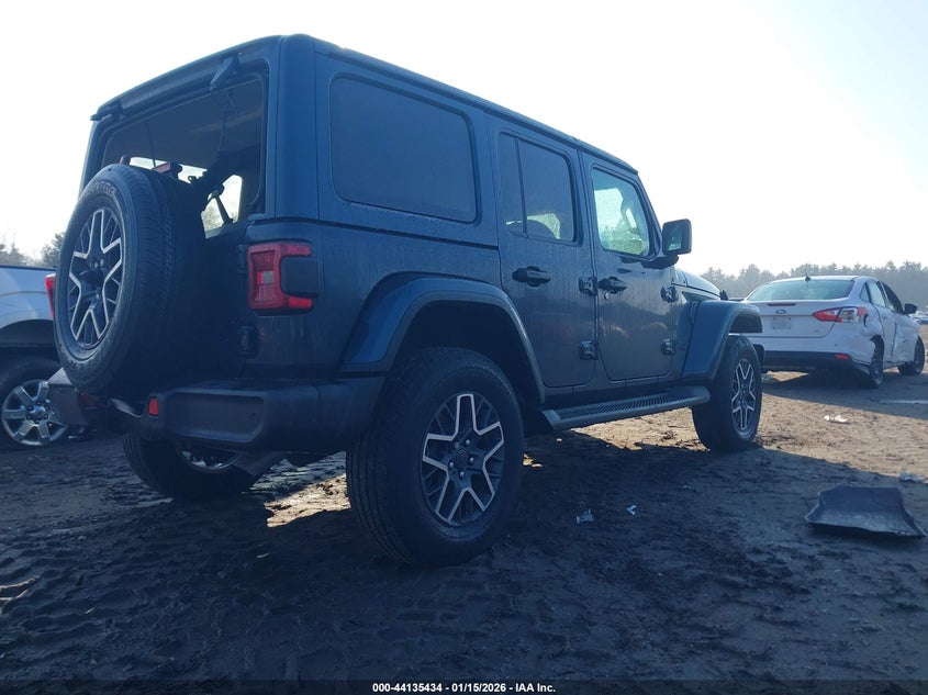 2025 Jeep Wrangler 4-Door Sahara 4X4