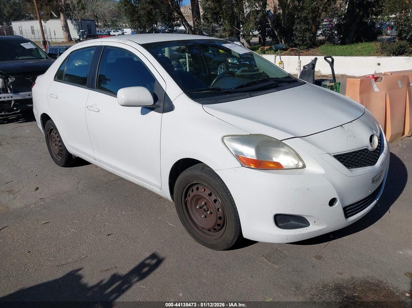 TOYOTA YARIS 2009. Lot# 44135473. VIN JTDBT903991318947. Photo 1