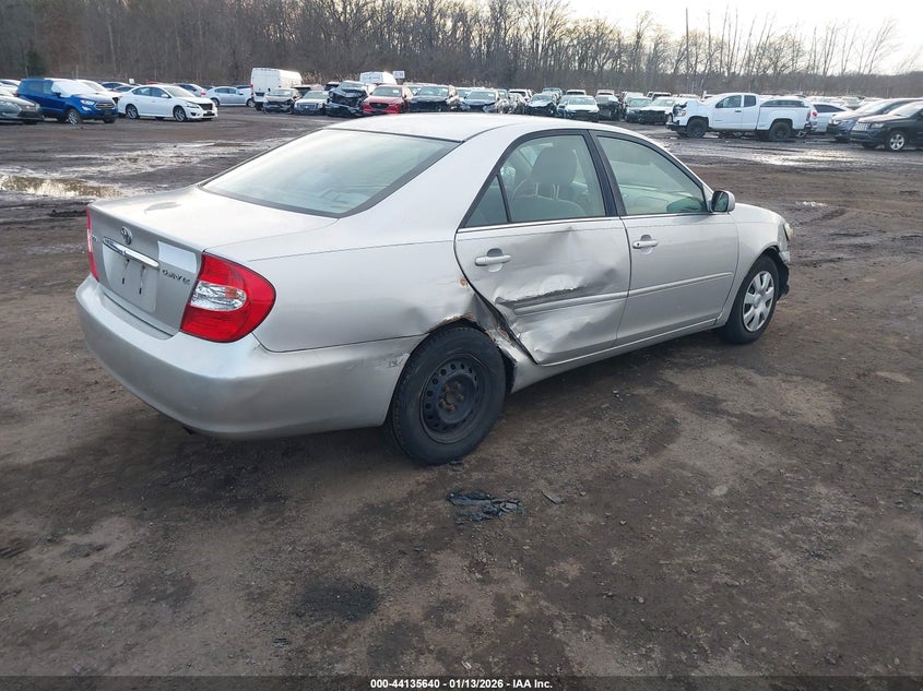 2004 Toyota Camry Le