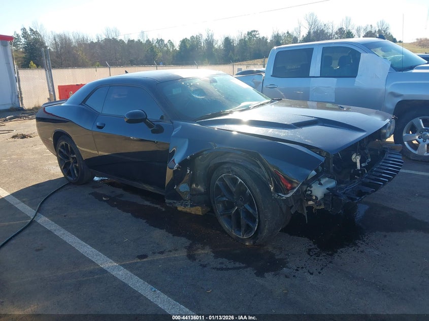 2020 Dodge Challenger Sxt