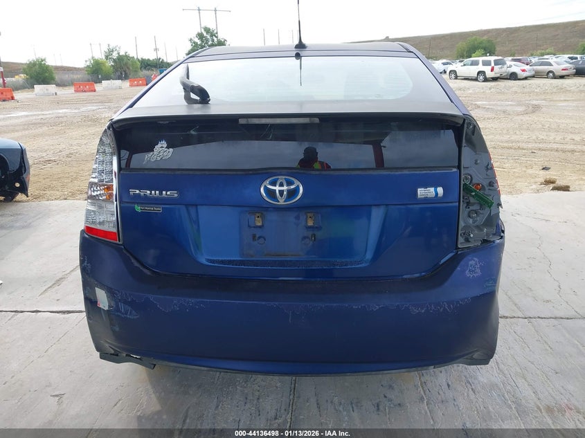 2011 Toyota Prius Two VIN: JTDKN3DU7B5330488 Lot: 44136498